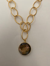 Lade das Bild in den Galerie-Viewer, The Maya necklace