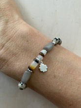 Lade das Bild in den Galerie-Viewer, Armband Luck