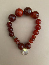 Lade das Bild in den Galerie-Viewer, Noble bracelets

