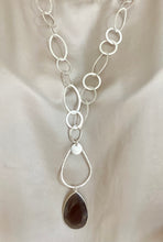 Lade das Bild in den Galerie-Viewer, Giada necklaces

