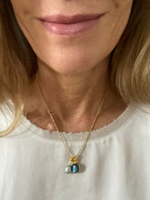 Lade das Bild in den Galerie-Viewer, Charmante necklaces

