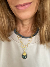 Lade das Bild in den Galerie-Viewer, Mia necklace
