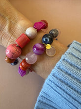 Lade das Bild in den Galerie-Viewer, Marguerite bracelets
