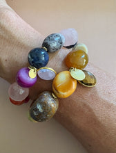 Lade das Bild in den Galerie-Viewer, Marguerite bracelets
