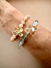 Lade das Bild in den Galerie-Viewer, Moonshine bracelet
