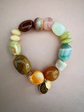 Lade das Bild in den Galerie-Viewer, Marguerite bracelets
