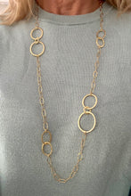 Lade das Bild in den Galerie-Viewer, Celine necklace
