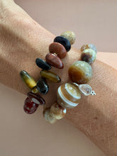 Lade das Bild in den Galerie-Viewer, Hazel bracelet
