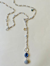 Lade das Bild in den Galerie-Viewer, Tess necklaces
