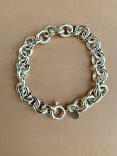 Lade das Bild in den Galerie-Viewer, The Angel bracelet
