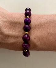 Lade das Bild in den Galerie-Viewer, Purple Love bracelet
